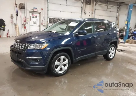 2018 Jeep Compass Latitude 4X4 из США, поврежденный, VIN 3C4NJDBB1JT223371